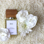 عطر زنانه آیریس (Iris) از برند G-ART Collection با بسته بندی 30 میلی.
